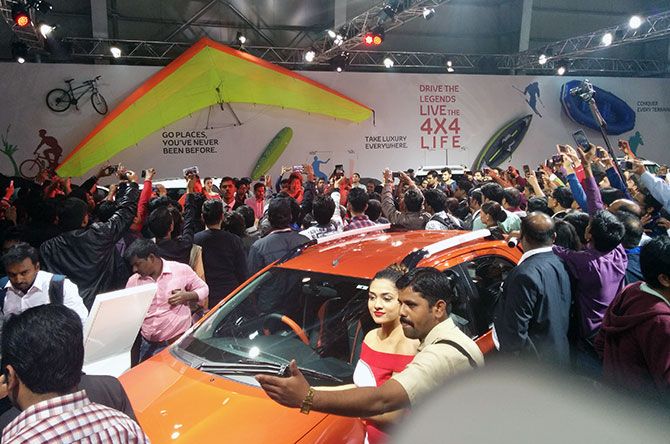 carst at the auto Expo 2016