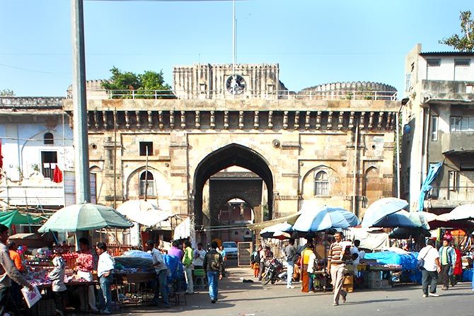 The front view of Bhadra Fort, Ahmedabad, one of the gates of the walled city. Photograph: Kind Courtesy Aviral Mediratta/Wikimedia Commons