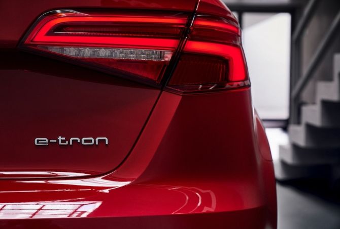  Audi E-Tron