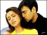 Rani Mukerji and Ajay Devgan in Chori Chori