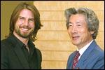 Tom Cruise with Japan's Prime Minister Junichiro Koizumi