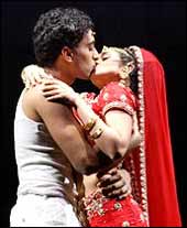 Manu Narayan and Anisha Nagarajan in Bombay Dreams