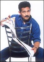 Atul Kulkarni in Page 3