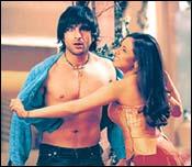 A still from Hum Tum