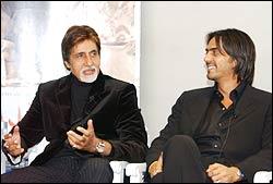 Amitabh Bachchan, Arjun Rampal