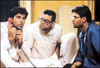 Akshay Kumar, Paresh Rawal and Suniel Shetty in Hera Pheri