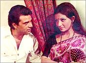 Dharmendra and Sharmila Tagore in Chupke Chupke