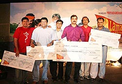 Syed Firdaus Ashraf (third from left)