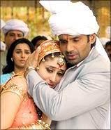 A still from Chup Chup Ke