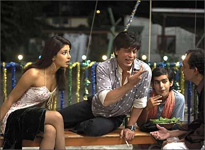 Priyanka Chopra and Shah Rukh Khan in Don