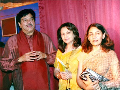Shatrughan Sinha, Sharmila Tagore, Deepti Naval at a Mumbai event honouring master director Satyajit Ray