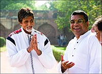 Amitabh Bachchan and Paresh Rawal in a still from the movie
