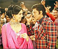 A still from Om Shanti Om