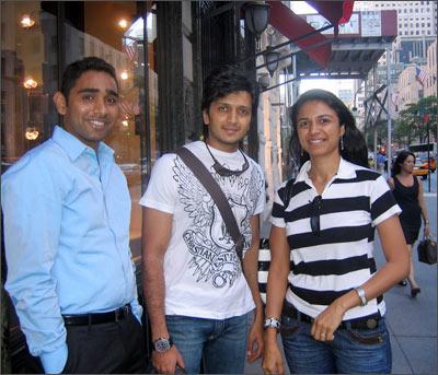 deshmukh riteish york city 2008 spotted siddharth wife