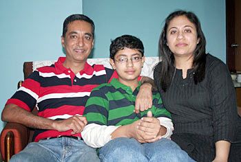 Sanjeev Hirani, Raju's brother, with his son Karan and wife Neetu