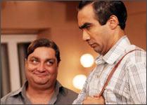 Vinay Pathak and Ranvir Shorey in Bheja Fry