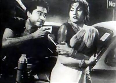 A scene from Chalti Ka Naam Gaadi