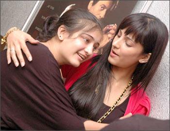 Shruti with sister Akshara