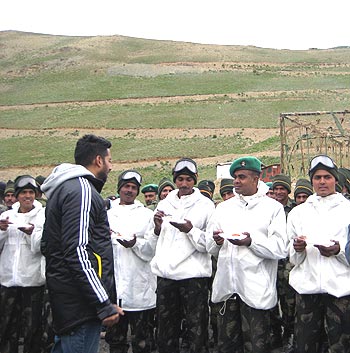 Abhishek interacts with the jawans post lunch