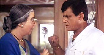A scene from Chachi 420