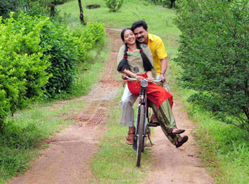 A scene from Swantham Lekhakan