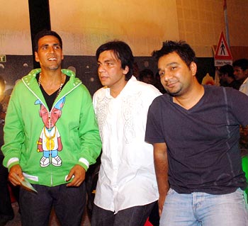 Akshay Kumar, Anthony D'Souza and Ahmed Khan
