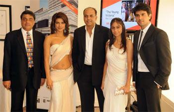 Ronnie Screwvala, Priyanka Chopra, Ashutosh Gowaiker, Sunita Gowariker and Harman Baweja