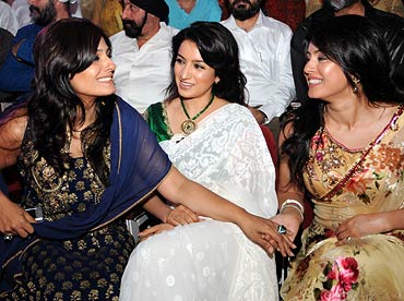 Raveena Tandon, Tisca Chopra, Mahima Chaudhary