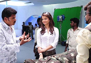 On the sets of Endhiran