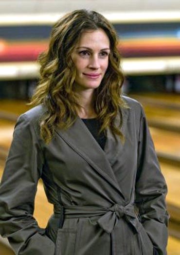 Julia Roberts in a scene from Duplicity