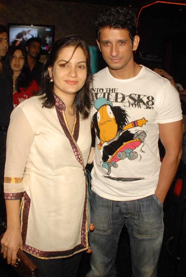 Prerna Chopra and Sharman Joshi
