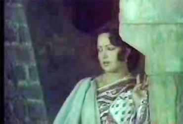 Hema Malini in Kinara