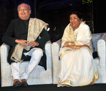 Gautam Rajadhyksha and Lata Mangeshkar