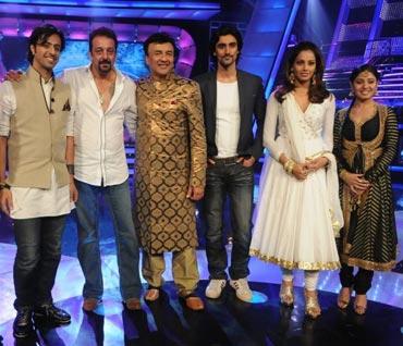 Salim Merchant, Sanjay Dutt, Anu Malik, Kunal Kapoor, Bipasha Basu and Sunidhi Chauhan