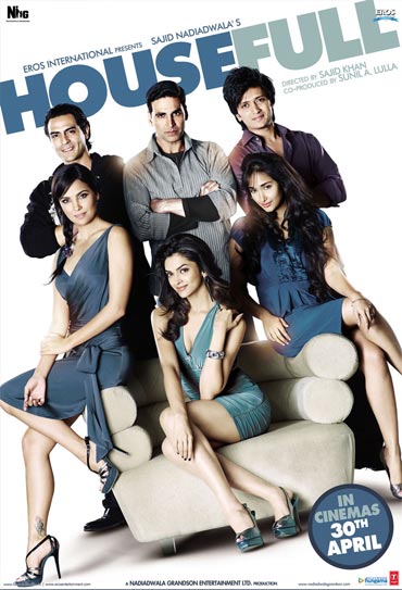 A poster of Housefull
