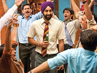 A scene from Rocket Singh: Salesman Of The Year