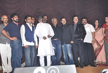 Cast and crew of Raavanan
