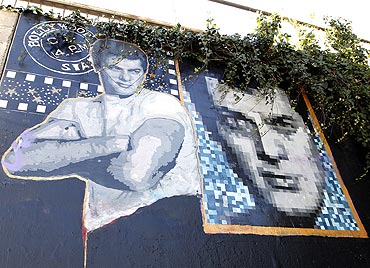 A mural featuring the likeness of the actor is shown on the Sunset Boulevard overpass of the Hollywood Freeway in Hollywood