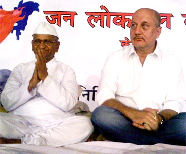 Anna Hazare and Anupam Kher