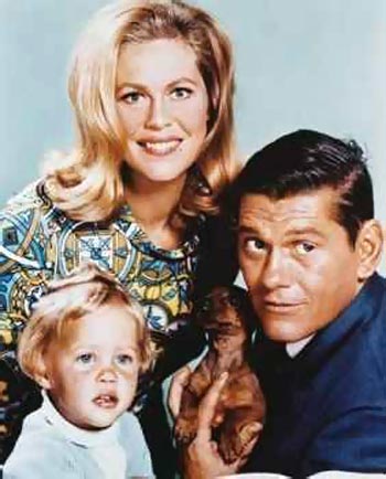 A still from Bewitched