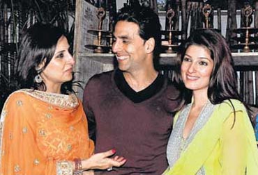 Alka, Akshay Kumar and Twinkle Khanna