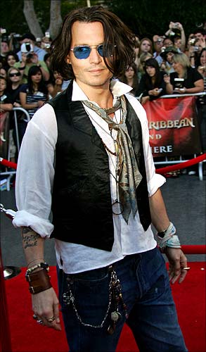 Johnny Depp wins award for