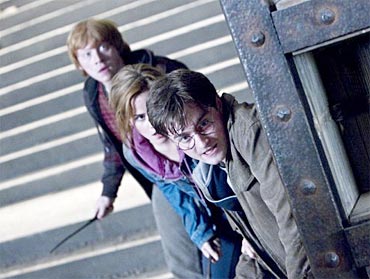 A still from Harry Potter And The Deathly Hallows Part 2