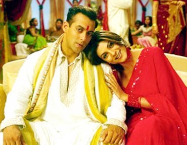 Salman Khan and Sushmita Sen in Maine Pyar Kyun Kiya
