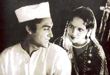 Devika Rani and Ashok Kumar in Achhut Kanya
