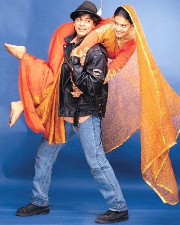 Shah Rukh Khan and Kajol in Dilwale Dulhaniya Le Jayenge