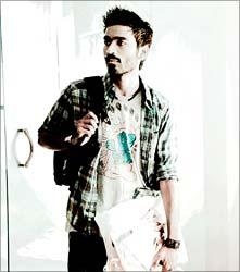 A still from Mayakkam Enna