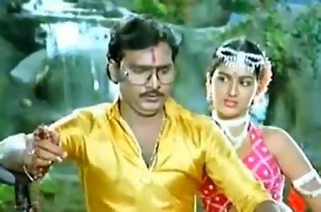 A scene from Mundhanai Mudichu