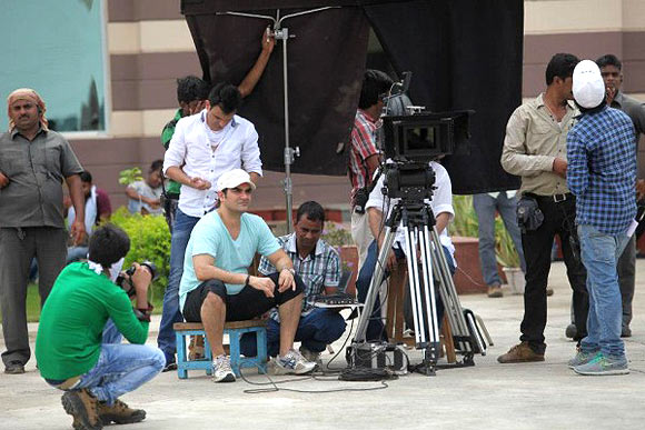 On the sets of Dabbang 2