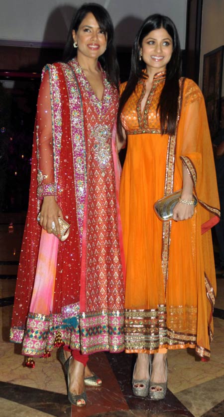 Sameera Reddy and Shamita Shetty